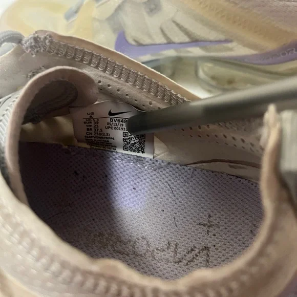 Nike Air Max VaporMax Shoes Sneakers Womens 8 Grey 2019 SE Purple Agate Run Walk - Picture 5 of 5